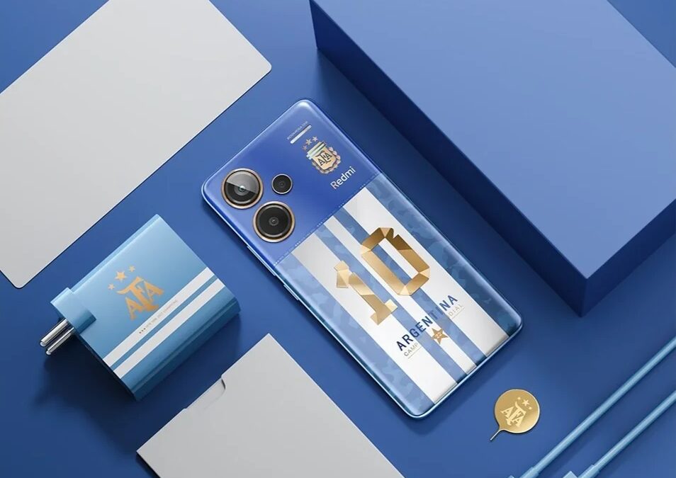 Специальная версия Redmi Note 13 Pro+ World Champions Edition с футбольной тематикой