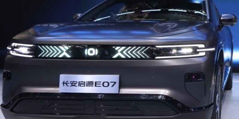 Changan представил первый серийный электромобиль-трансформер Nevo E07 (as6yrvo2gwix6xz2hmjnz1w7rdtfod489acbbh)