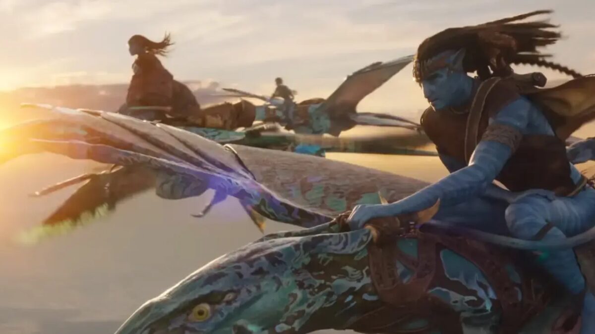 Полет на драконьем creature в фильме Аватар 3 на закате