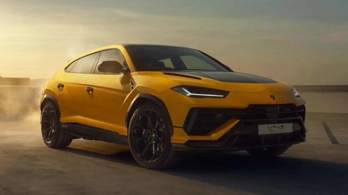 Lamborghini Urus отзывают из-за капота, который может отлететь на высокой скорости 6 lamborghini urus