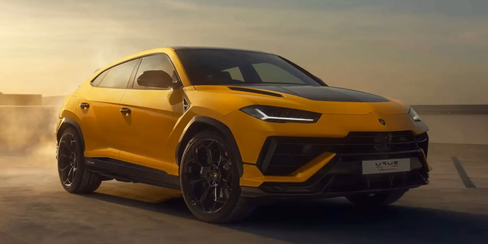 Lamborghini Urus отзывают из-за капота, который может отлететь на высокой скорости 6 lamborghini urus