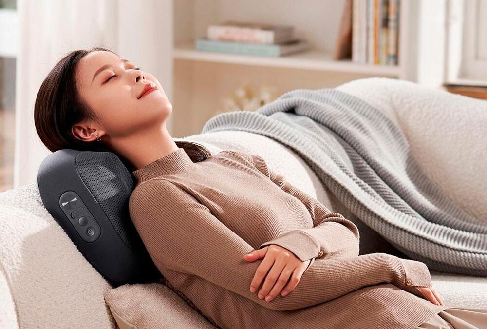 Xiaomi показал массажер «2-в-1» с подогревом для шеи и поясницы - Mijia Smart Waist Massager 6 mijia massage 4
