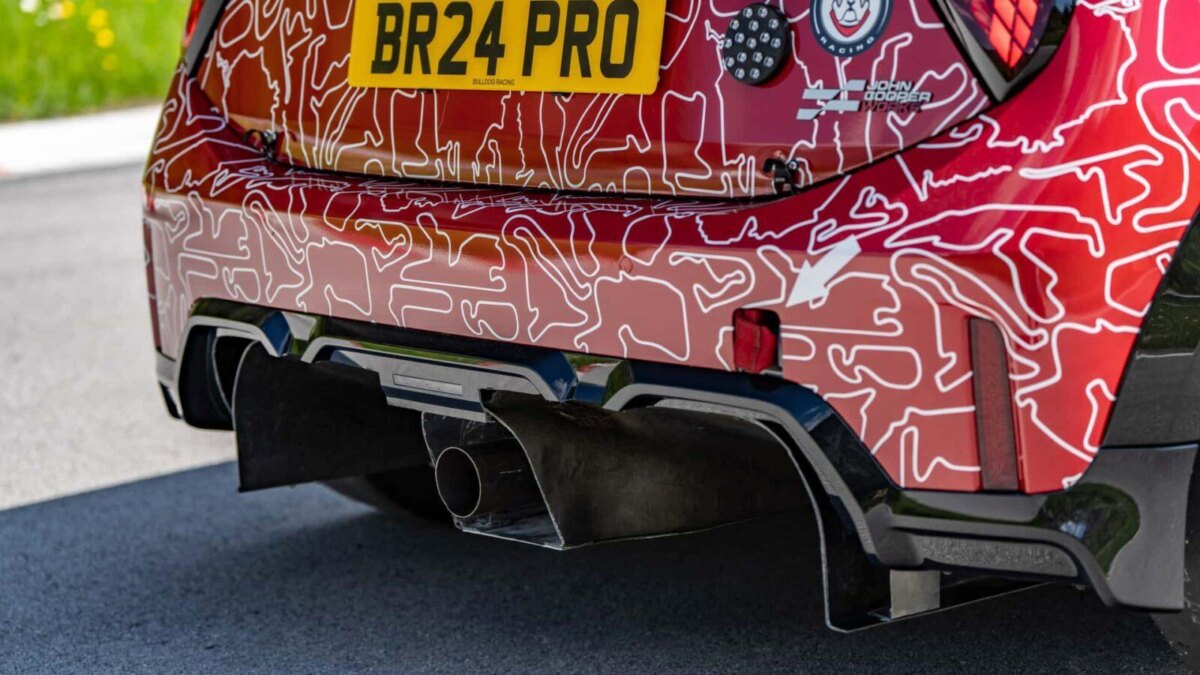 Новый Mini Cooper JCW примет участие в гонке «24 часа Нюрбургринга» 16 mini john cooper works 2024 4