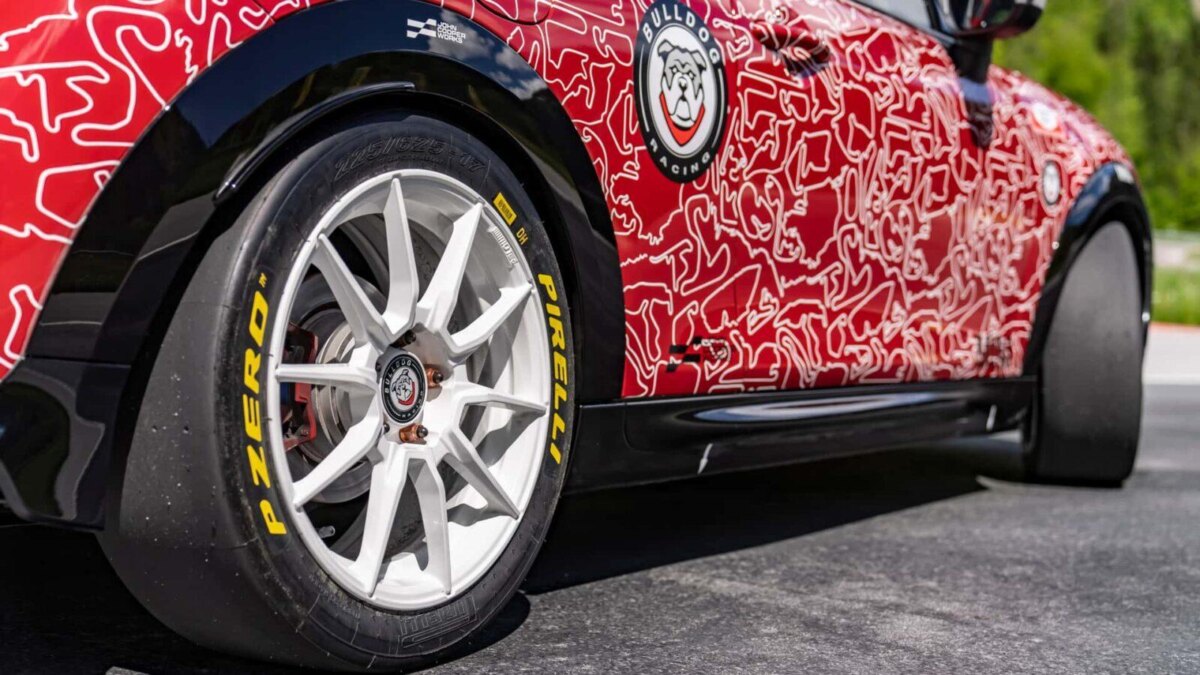 Новый Mini Cooper JCW примет участие в гонке «24 часа Нюрбургринга» 17 mini john cooper works 2024 5