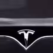 Акционеры Tesla одобрили компенсационный пакет Илона Маска на сумму $1 трлн 2 Tesla