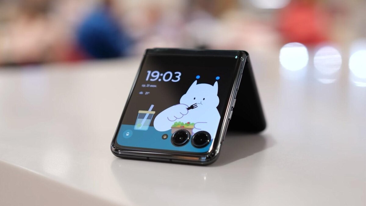 Motorola Razr 50 Ultra — складной смартфон с утечкой характеристик