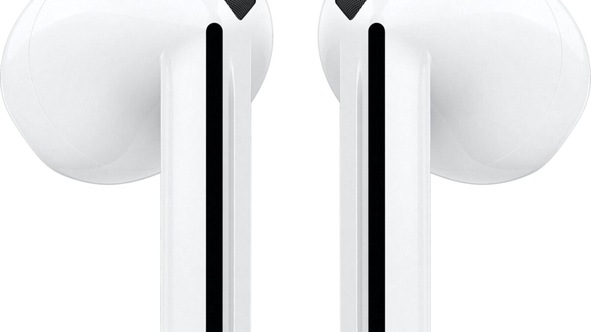 Инсайдер раскрыл дизайн Samsung Galaxy Watch Ultra, Watch 7 и Buds 3 Pro 8 galaxy buds 3 evleak 1 copy large 1 scaled