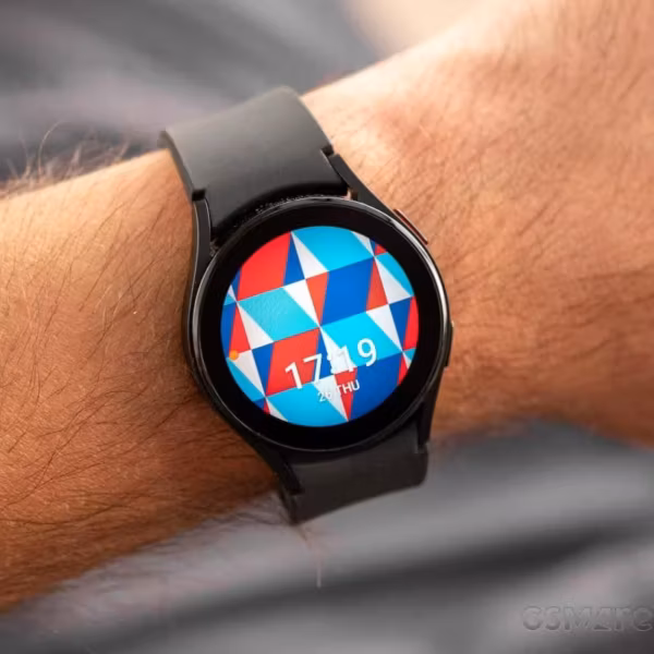 Циферблат Samsung Galaxy Watch FE с геометрическим узором