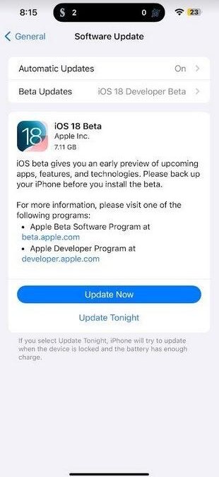 Экран настроек обновления iOS 18 Beta на iPhone и кнопка Обновить сейчас