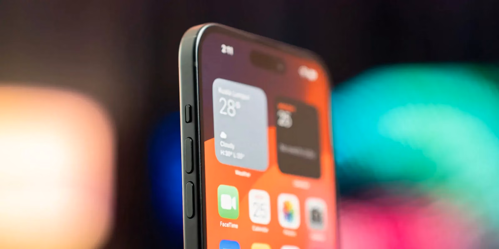 iPhone 16 Pro получит самую тонкую рамку в истории серии 2 iPhone 16 Pro