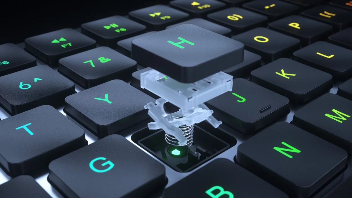 nubia predstavila igrovuyu klaviaturu i mysh red magic 1s 108762