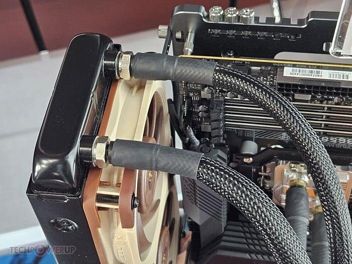 Охлаждение Noctua с термосифонной системой на CPU