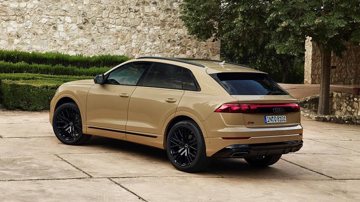 Российские дилеры привезли в страну обновленный кроссовер Audi Q8 4 347201658348491 copy large 1