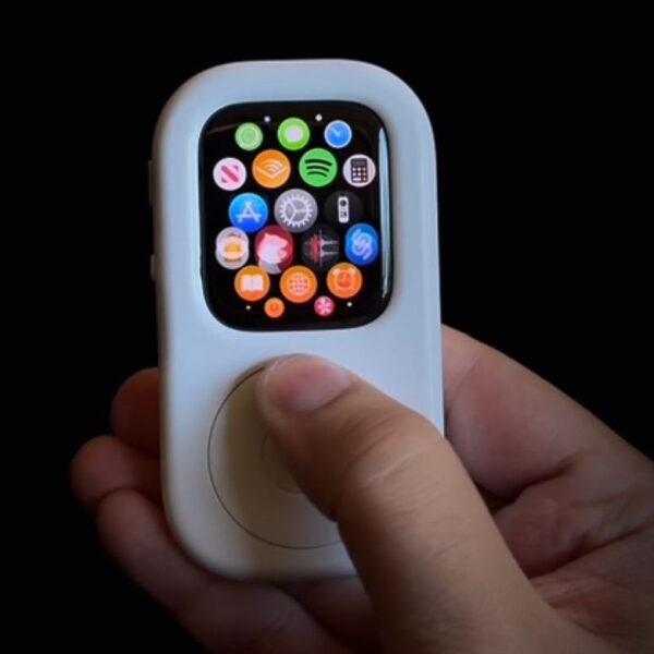 Ретро-аксессуар для Apple Watch: tinyPod сделает вам iPod из часов (apple watch tinypod case turns it into ipod 1.jpg.5cd3410316bc257c25706c65f1f18490)
