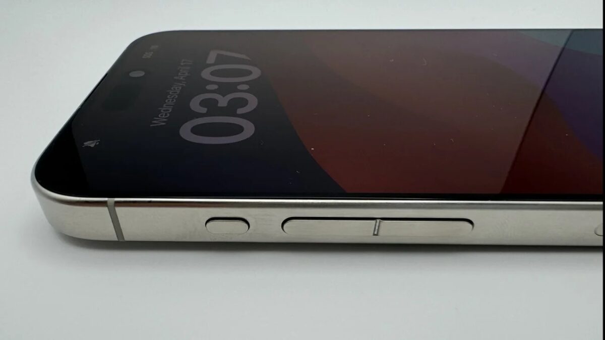 Инженерную версию iPhone 15 Pro Max с сенсорными кнопками показали на фото 3 aqakrl5gt2pkd6bzg6ci5sebayvok7grx axowfb4t6ewd1cwaemyq0b12vly db1cyksbnmpmvwhv9o41g0apcpfmo