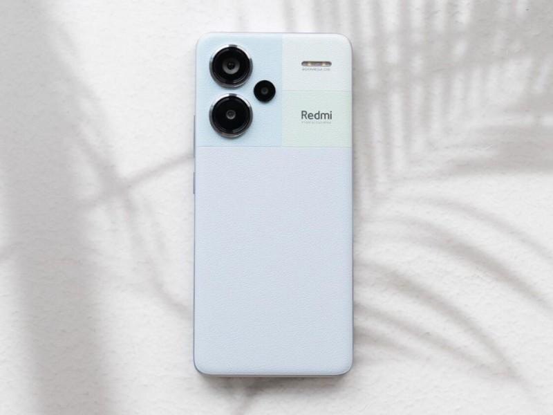 Дизайн realme 13 Pro и Redmi Note 14 Pro показали на схематичном рендере 3 as6yvdqbowrucbdtcqhoz2tzicawurp3rjvoe