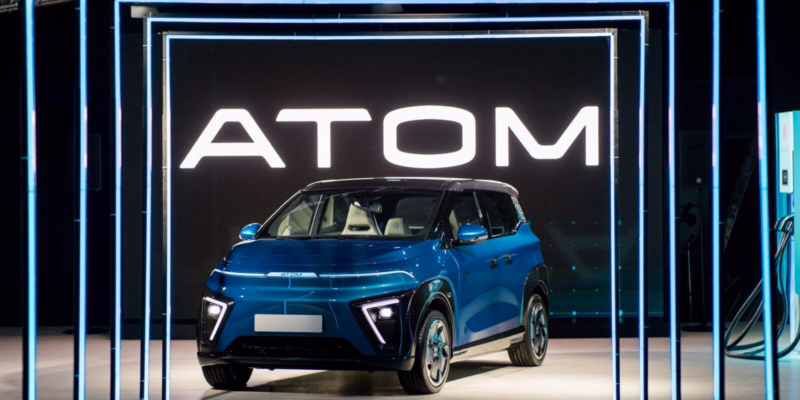 Названа стоимость российского электромобиля «Атом» 3 atom new mobility 75e 17a
