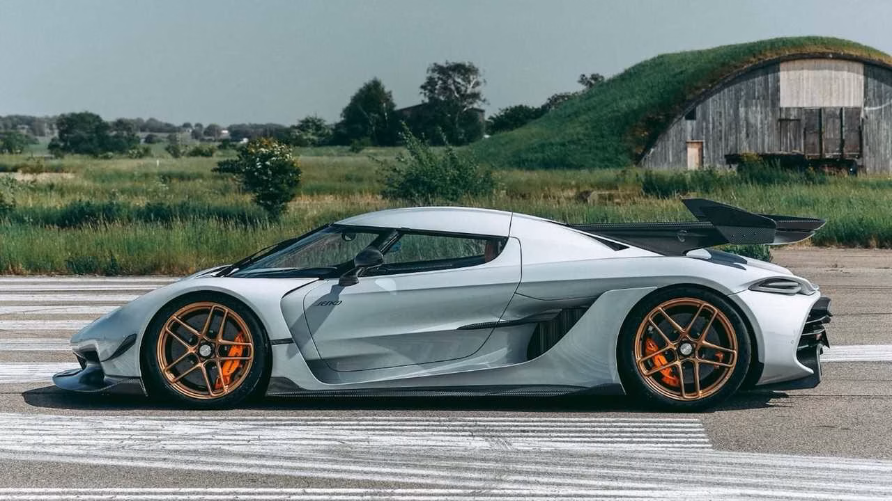 Koenigsegg готовится побить собственный рекорд cкорости в 2024 году 2 first production koenigsegg jesko pic