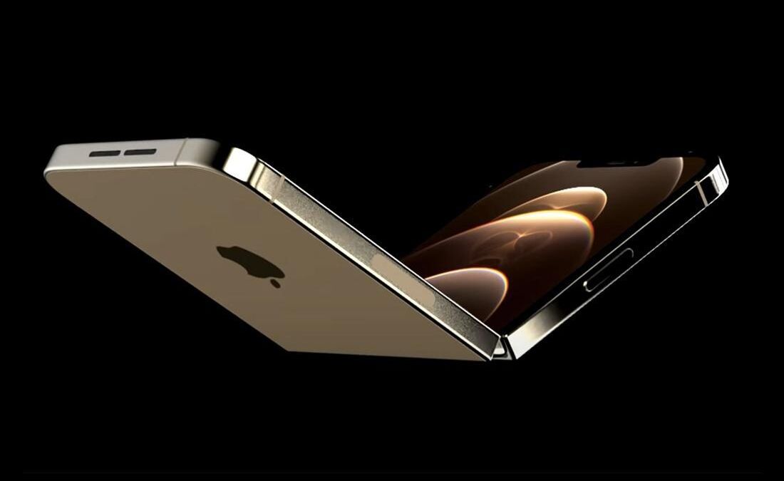 Складной iPhone с прочным дисплеем в открытом состоянии