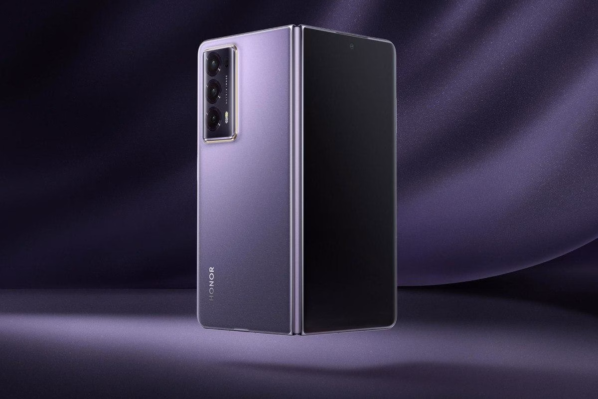 Раскрыты основные характеристики складного смартфона Honor Magic V3 2 photo 2024 07 01 18 40 15