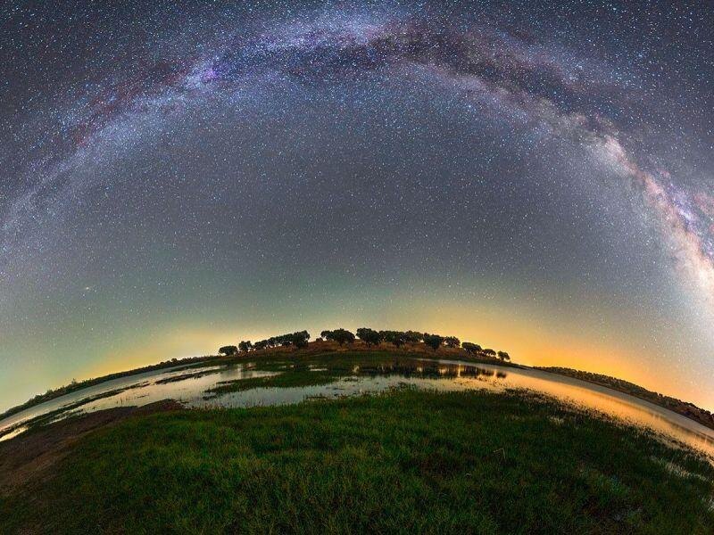 Астрофотограф запечатлел потрясающий кадр Млечного Пути 3 as6yxzuttpwz2r5ydfpd6c9g6axjvf5qxbtv3enznuur8 1