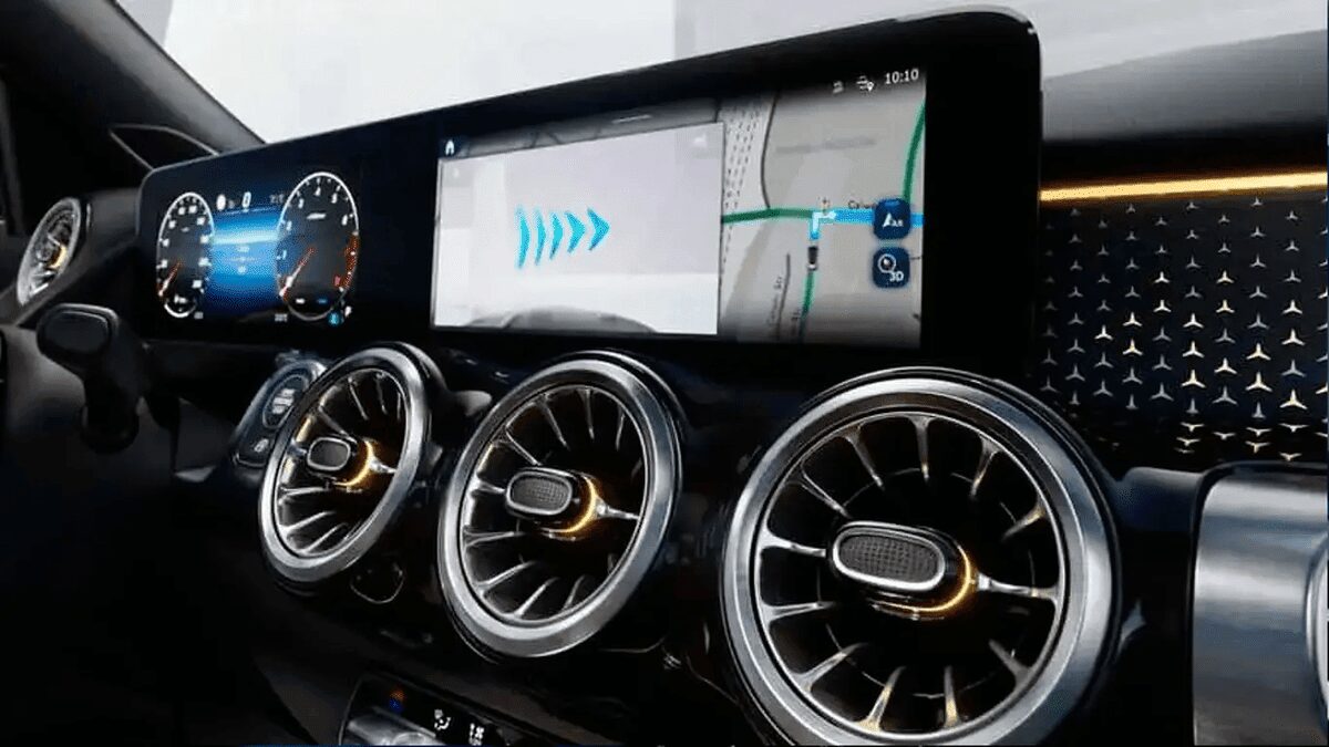 Mercedes-Benz представил обновленную версию GLB, модель 2025 года 3 image 61