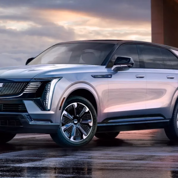 Cadillac Escalade IQ