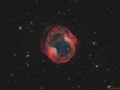 Астрономы обнаружили самую древнюю галактику из известных человечеству 2 scale 2400