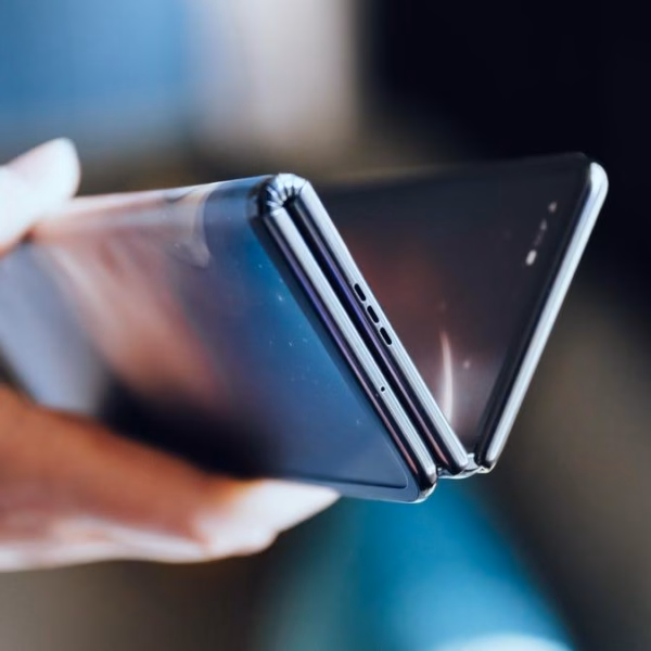 tcl tri hinge foldable ifa 2019 12
