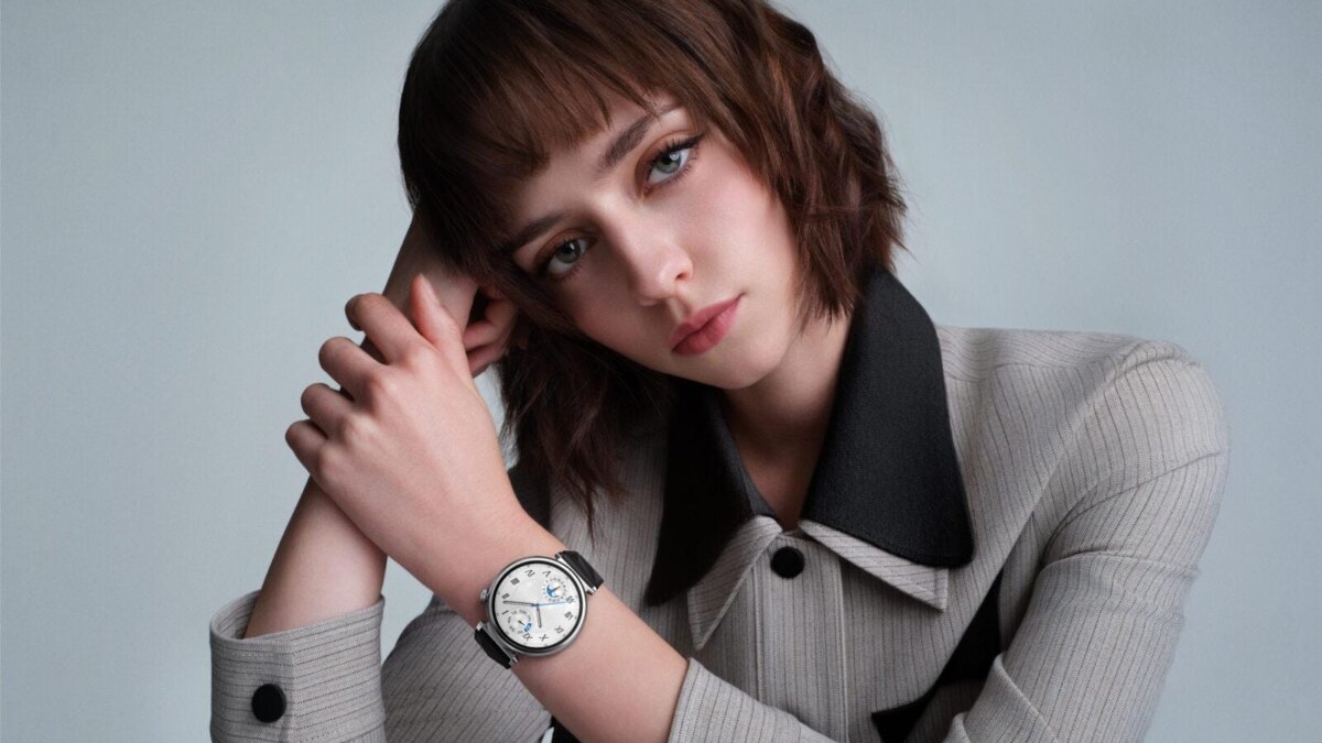 М.Видео-Эльдорадо запустили предзаказ на новые Huawei Watch GT 5 и Watch D2 8 vilijana lifestyle image jana black 1 en jpg 20240828