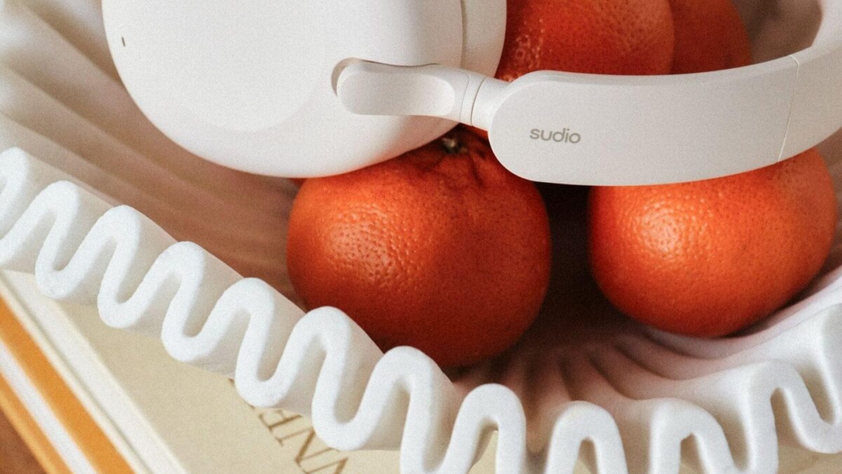 202309 sudio k2wht stilllife 01 1x1 2000