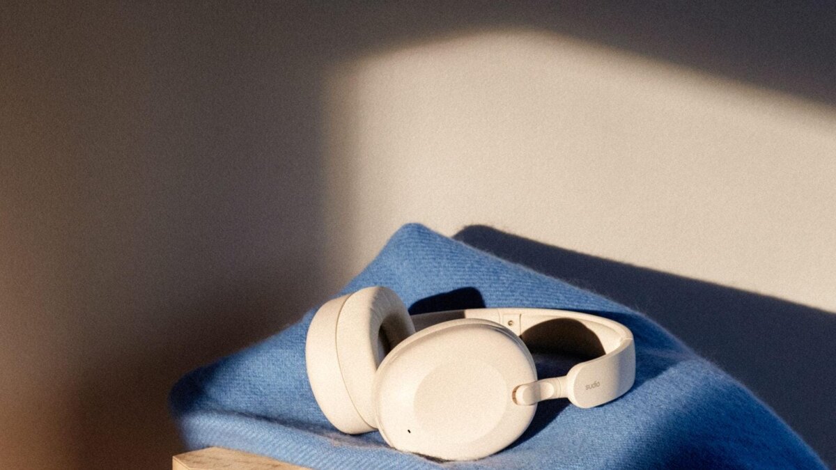 202309 sudio k2wht stilllife 03 1x1 2000