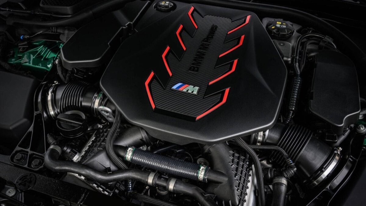 Новое поколение BMW M3 (G84): мощность более 525 л.с., полный привод и автоматическая коробка 4 2025 bmw m5 sedan isle of man green 76