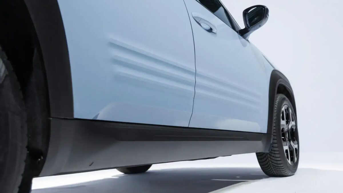 Современный Renault 4 E-Tech дебютировал на Парижском автосалоне 2024 года 14 2025 renault 4 e tech 100945750 h