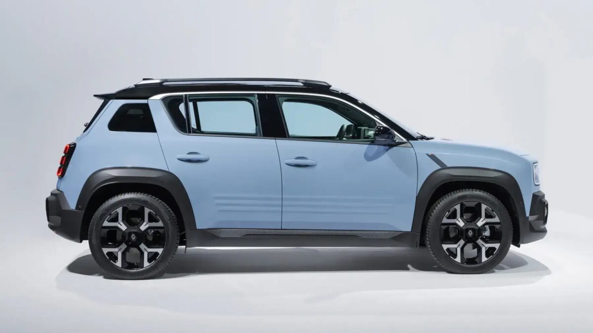 Современный Renault 4 E-Tech дебютировал на Парижском автосалоне 2024 года 9 2025 renault 4 e tech 100945758 h