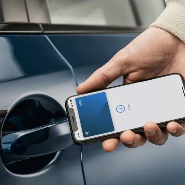 Apple расширяет функцию Car Key на трёх производителей: Polestar, Volvo и Audi (bmw car key photo)