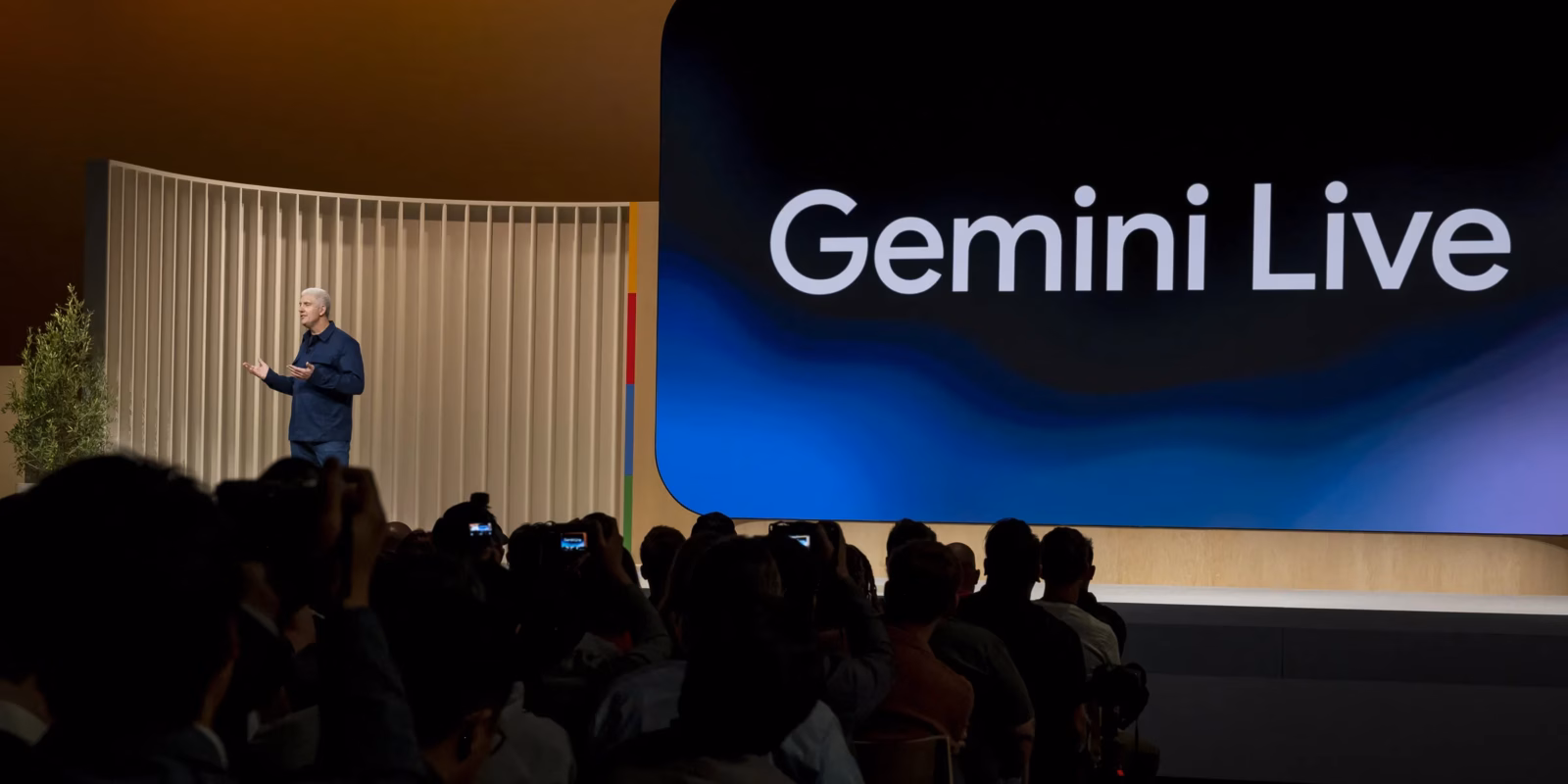 Gemini Live стал доступен для всех пользователей Android 2 gemini live gear 2166080441.jpg