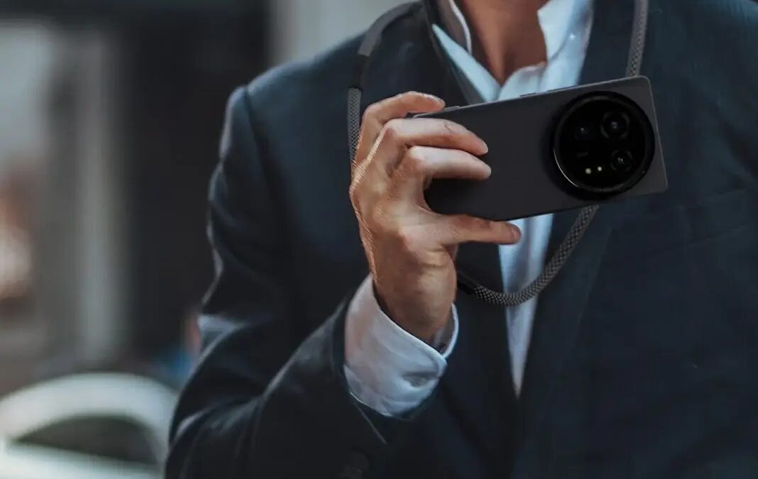 Выпущен смартфон Sharp AQUOS R9 Pro с камерой Leica и ИИ-функциями 7 Sharp AQUOS R9