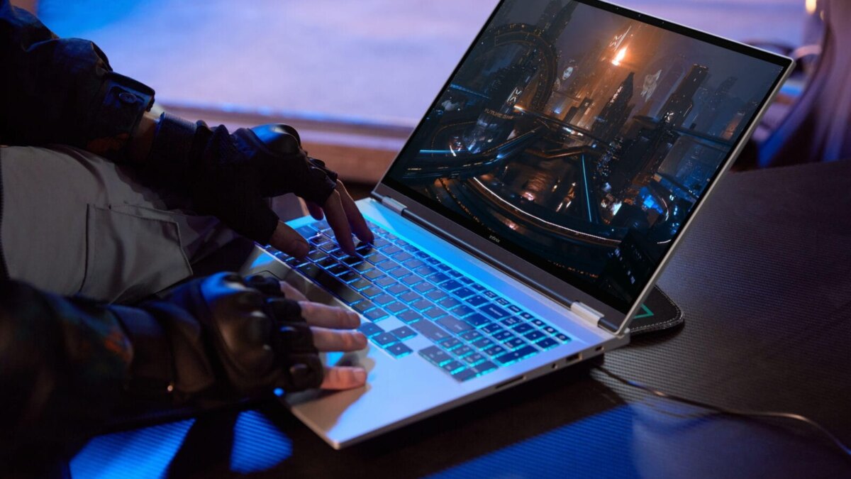 Старт продаж первого игрового ноутбука Infinix GT BOOK 9 infinix gt book 18 scaled