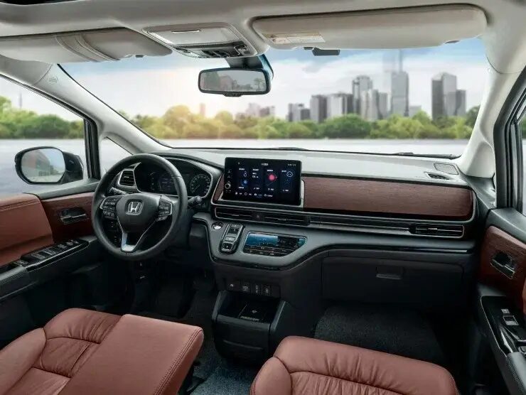 Honda Odyssey нового поколения выходит на российский рынок 6 interer 2
