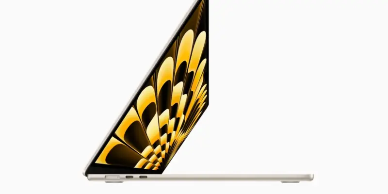 Поставки дисплеев для MacBook Air на M4 и нового iPhone SE начнутся в ближайшее время (m3 macbook air yellow.jpg)