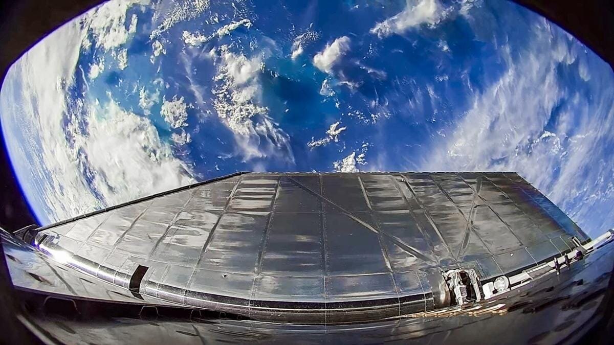 SpaceX представил впечатляющие кадры полета корабля Starship 5 scale 1200 3