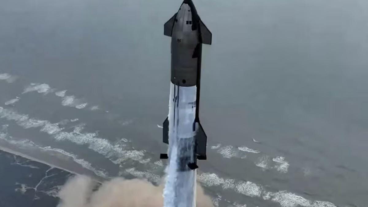 SpaceX представил впечатляющие кадры полета корабля Starship 4 scale 2400