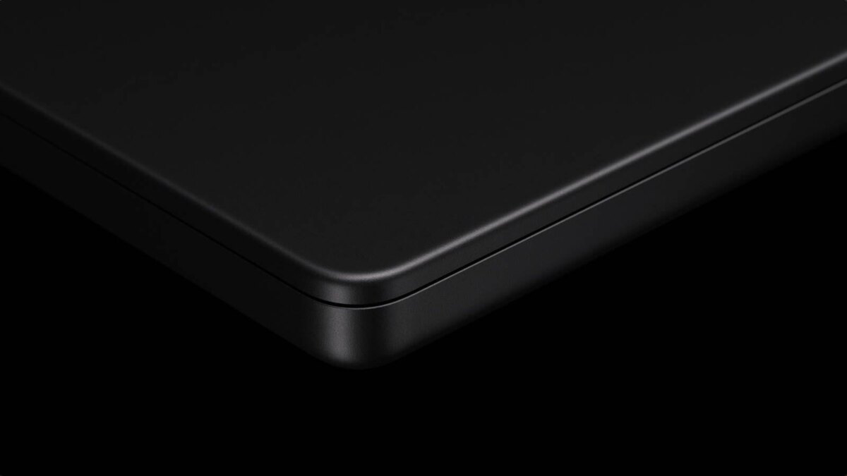 Apple, возможно, столкнулась с самой крупной утечкой со времён iPhone 4 2 space black mbp