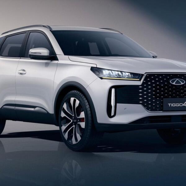 В России стартовали продажи нового Chery Tiggo 4 (tiggo4 sl3 3 12536204116699791838 huf4992c58bde5612f0c007a2aa78c7e7b 0 3840x0 resize q80 lanczos large)