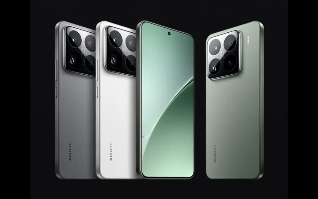 Xiaomi 15 и 15 Pro с четырьмя камерами на задней панели