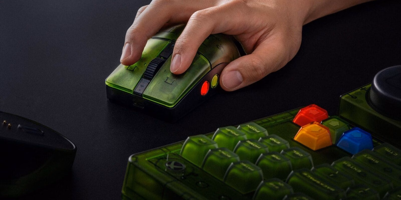 8BitDo представляет клавиатуру и мышь в стиле Xbox 1 8BitDo XBOX mouse