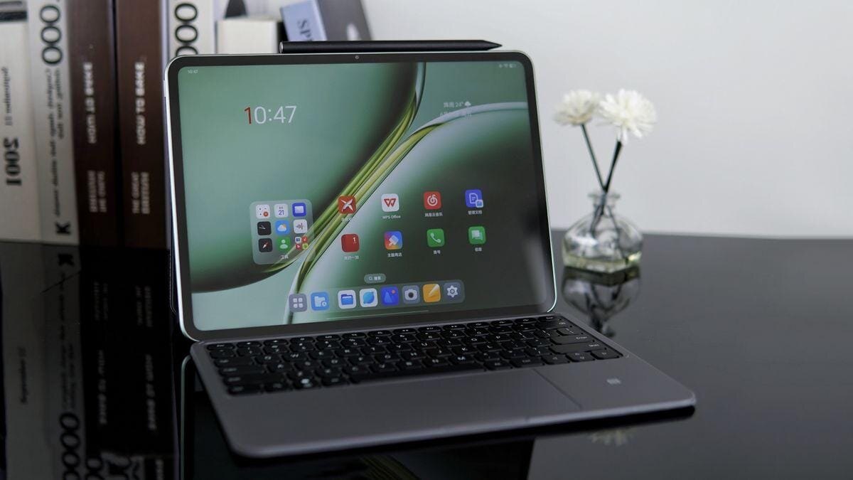 Caviar запускает коллекцию iPhone 16 Pro в честь Джобса, Трампа и Маска 5 1 14