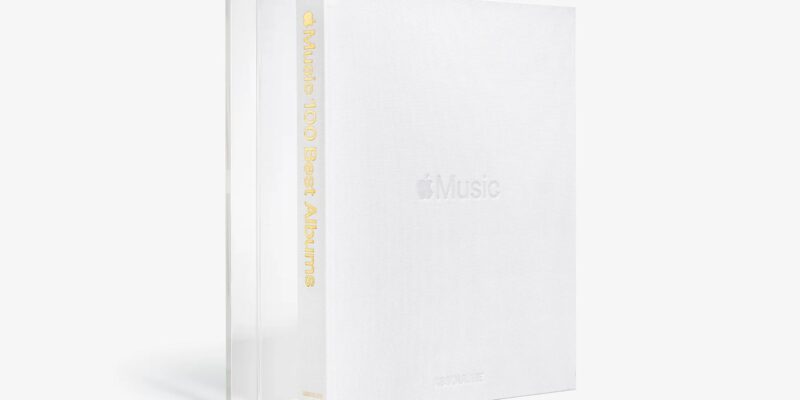 Apple выпустила книгу "Apple Music: 100 Best Albums" за $450 (apple music top 100 albums book)