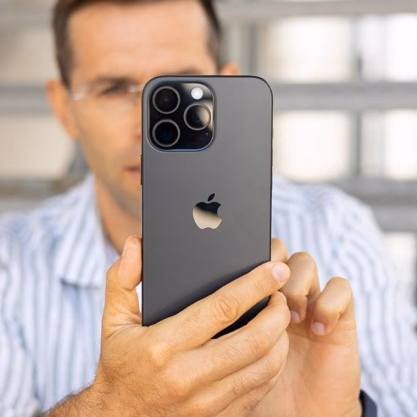 apple says it will invest 100 million in indonesia if the country ends iphone 16 sales ban.webp